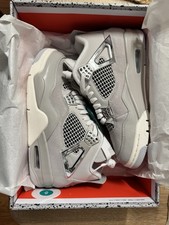 Air Jordan Air Jordan 4